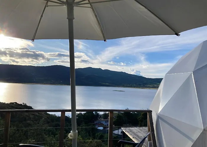 Glamping Vista Lago Guatavita